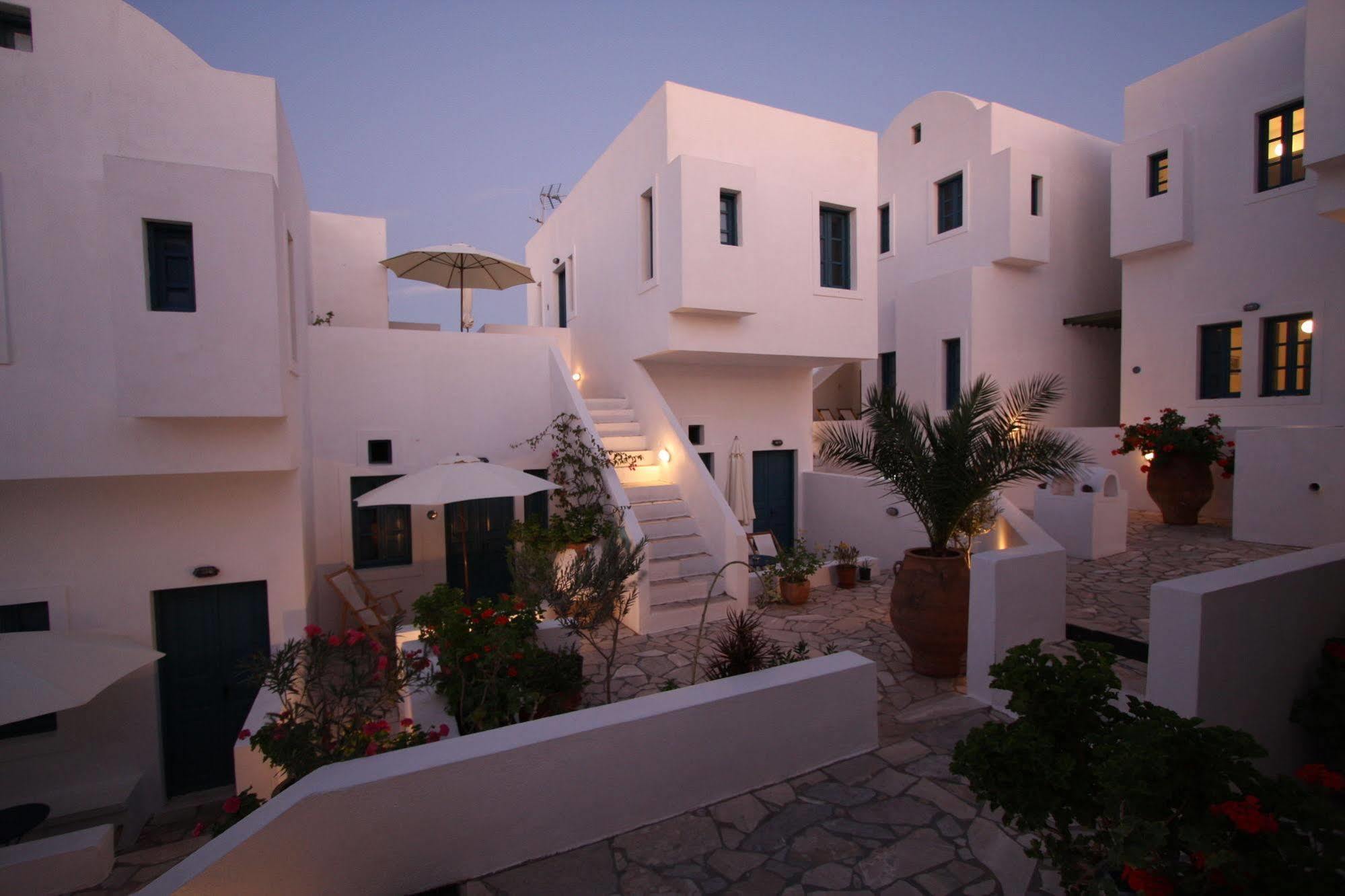 Hotel Oia'S Sunset Exterior foto