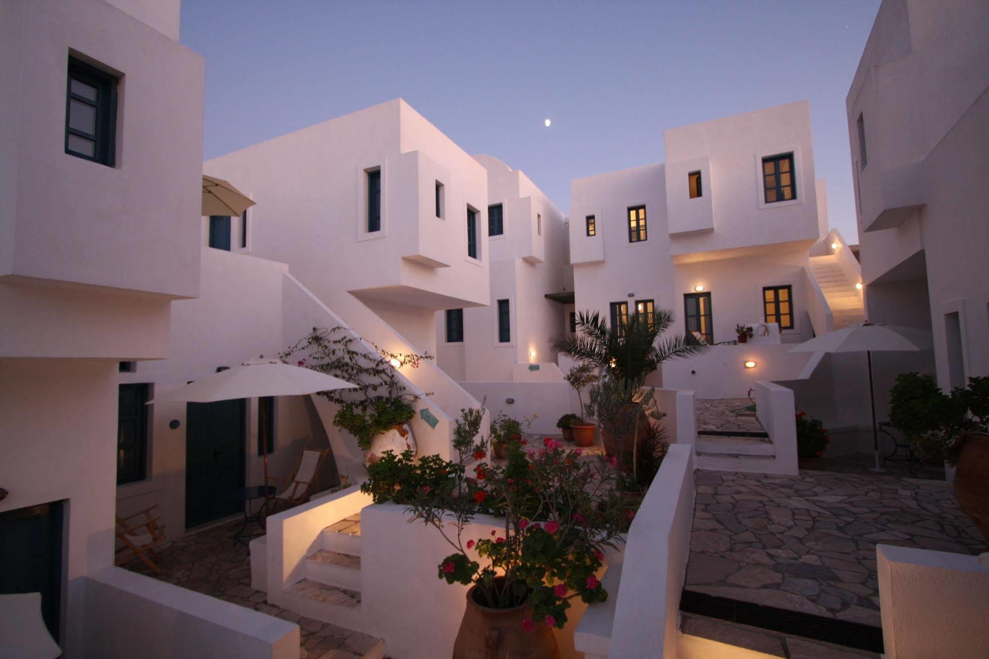 Hotel Oia'S Sunset Exterior foto