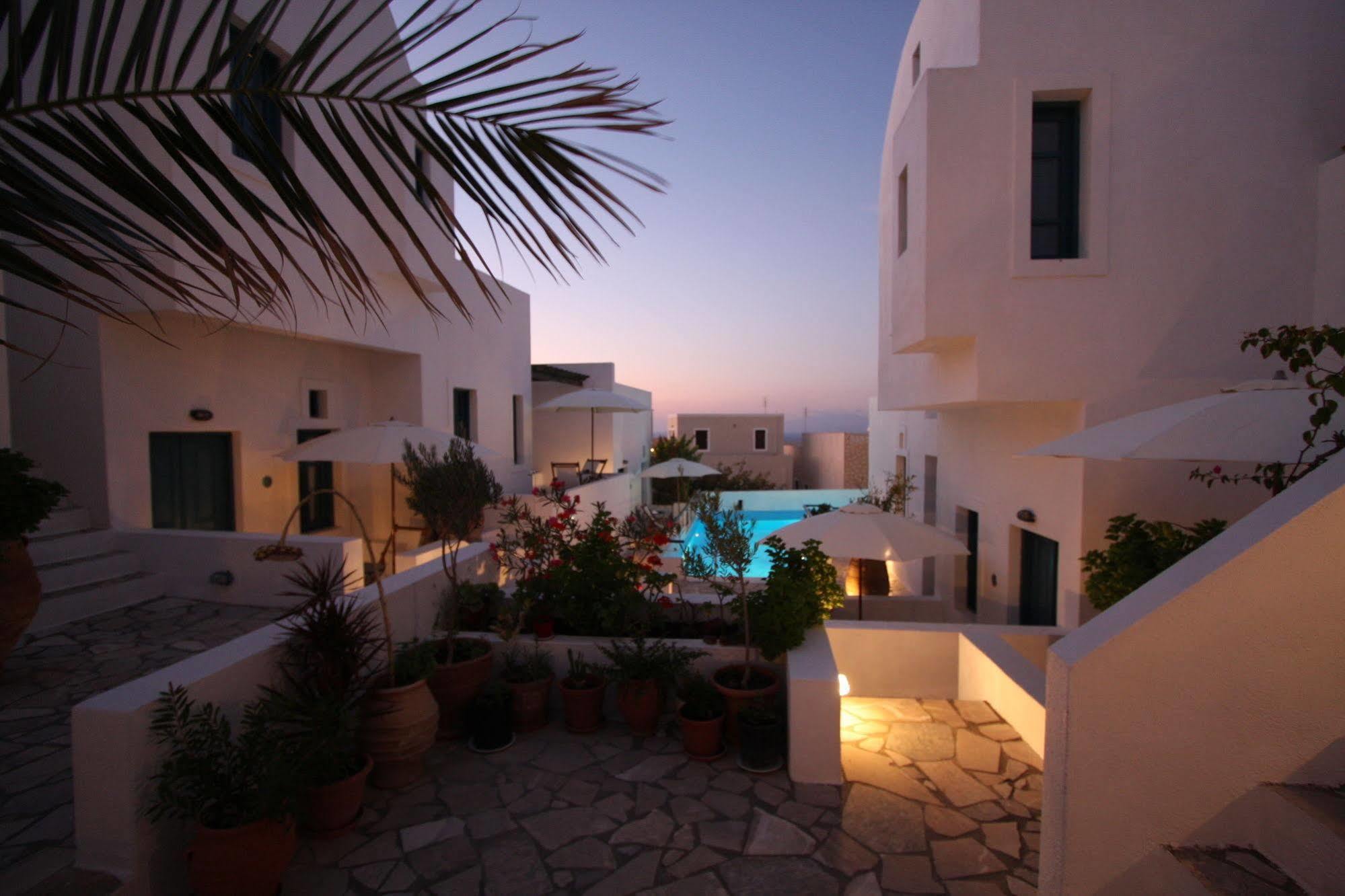 Hotel Oia'S Sunset Exterior foto
