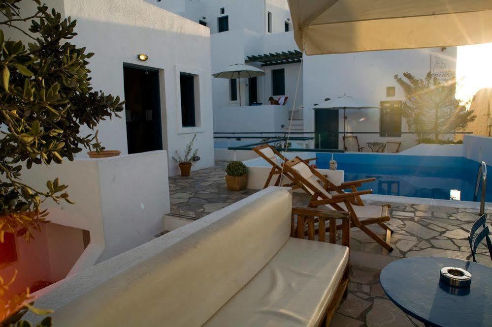 Hotel Oia'S Sunset Exterior foto